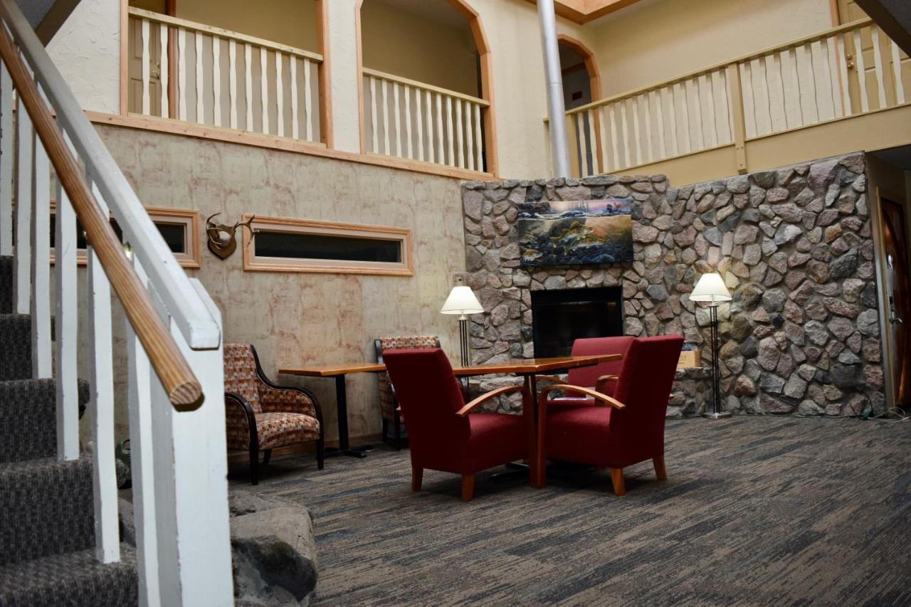 The Otter Lodge Ottertail Exterior photo